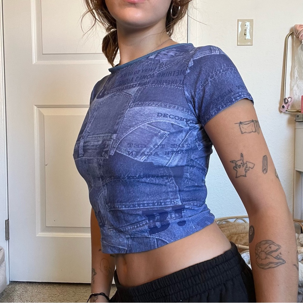 SOLD Vintage Mesh Denim Pattern Top - Picture 4 of 6